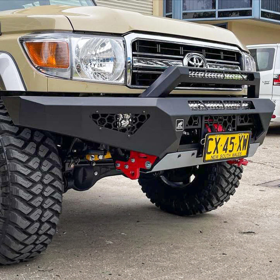 Toyota LandCruiser 70 Series (2007-2023)  76/78/79 Series Wagon Diesel 4.5ltr TD V8  Offroad Animal Predator Bull Bar