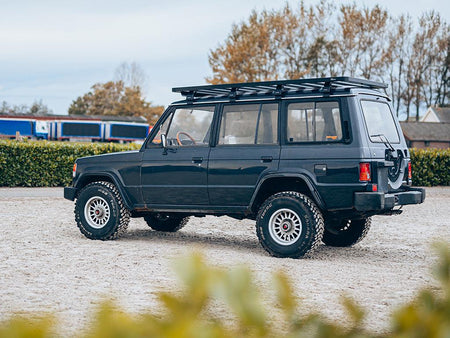 Front Runner - Mitsubishi Pajero L040 (1982 - 1990) Slimline II Roof Rack Kit - by Front Runner - 4X4OC™ | 4x4 Offroad Centre