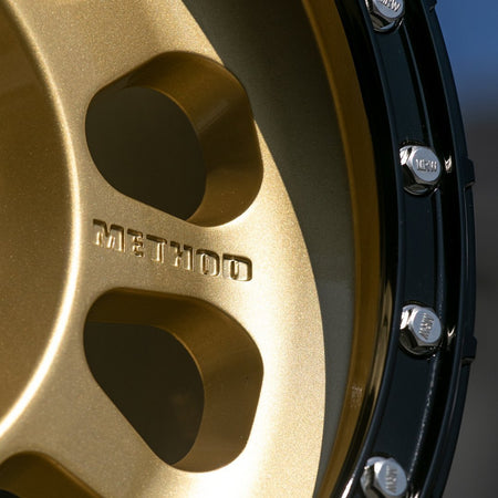 Method Race Wheels - 315 > Gold / Black Lip - 4X4OC™ | 4x4 Offroad Centre