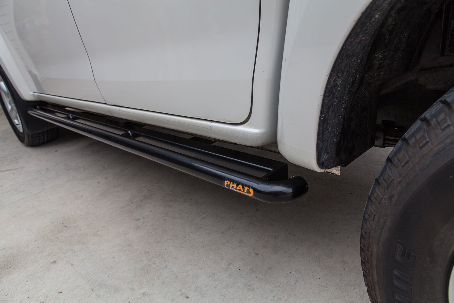 PHAT Bars - Isuzu D - Max 2012 - 2020 FLAT Rock Sliders / Side Steps - No Ally Step - 4X4OC™ | 4x4 Offroad Centre