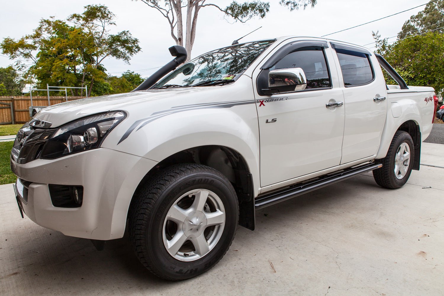 PHAT Bars - Isuzu D - Max 2012 - 2020 FLAT Rock Sliders / Side Steps - No Ally Step - 4X4OC™ | 4x4 Offroad Centre