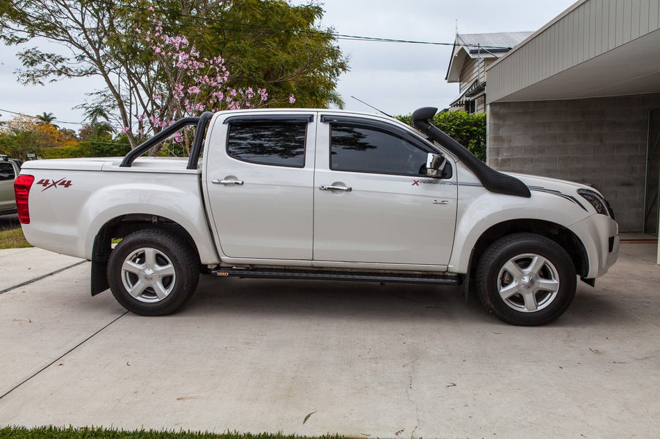 PHAT Bars - Isuzu D - Max 2012 - 2020 FLAT Rock Sliders / Side Steps - P/C Ally Checkerplate Tread - 4X4OC™ | 4x4 Offroad Centre