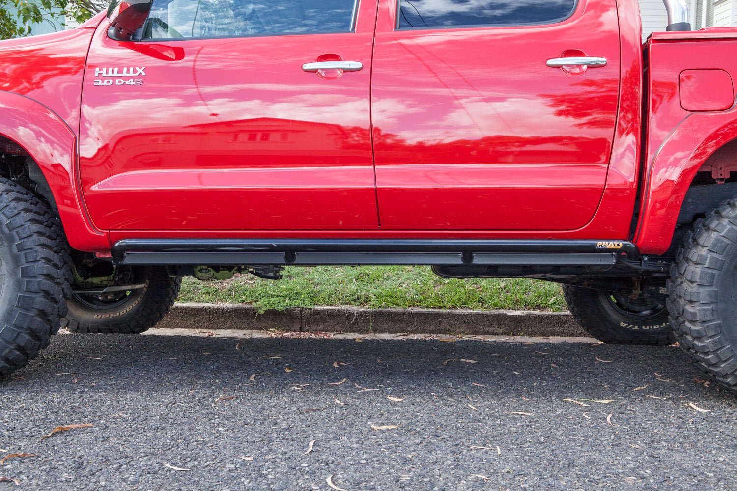 PHAT Bars - Toyota Hilux N70 ANGLED Rock Sliders / Side Steps - Powdercoated - 4X4OC™ | 4x4 Offroad Centre